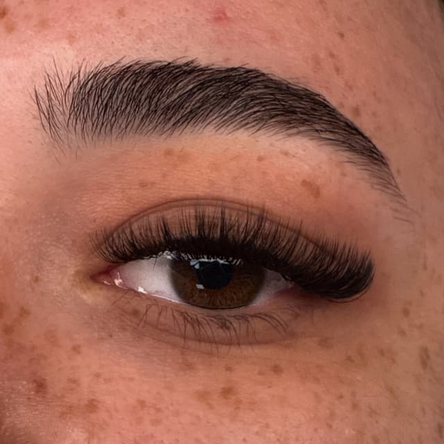 Hybrid Lash Membership at Mellolash in Danvers, MA
